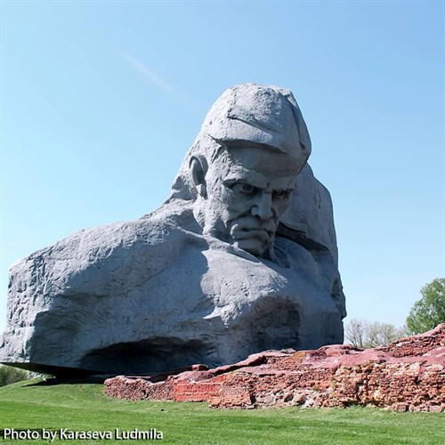 Эхо героизма: путешествие в Музей обороны Брестской крепости Эхо героизма: путешествие в Музей обороны Брестской крепости