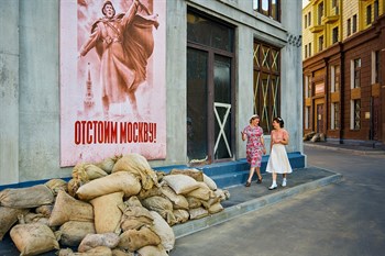 Путевка в прошлое: уникальная экскурсия «Кинохроники Победы» в Кинопарке «Москино»
